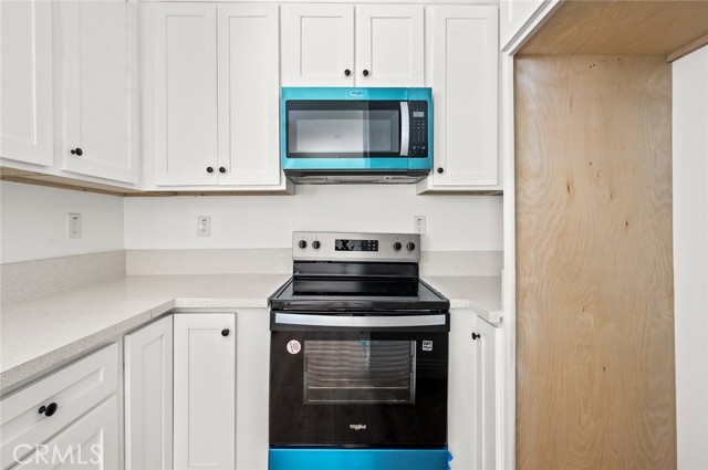 939 E 97th Street, Los Angeles CA: https://media.crmls.org/medias/1c67056d-e35f-4f0f-b7f9-dd0718f7aa42.jpg
