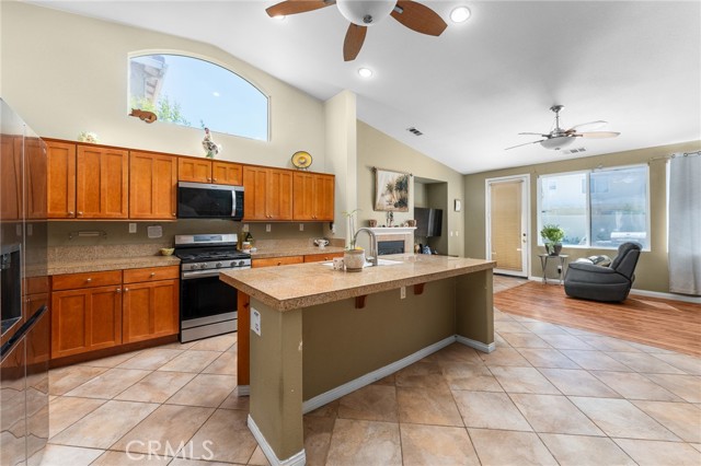 1447 White Cloud Lane, Beaumont CA: https://media.crmls.org/medias/1c6758a8-55cf-452c-8d1f-808662a7d467.jpg