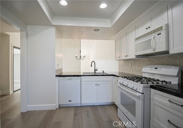 Detail Gallery Image 2 of 16 For 3517 Paseo Flamenco, San Clemente,  CA 92672 - 2 Beds | 2 Baths