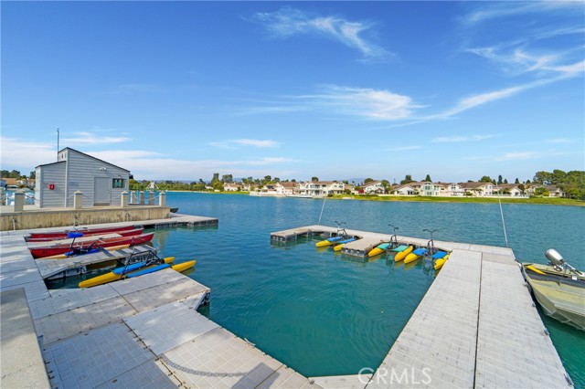 18 Eagle, Irvine CA: https://media.crmls.org/medias/1c68e046-6be0-4aa0-a6f0-3afc2882453d.jpg