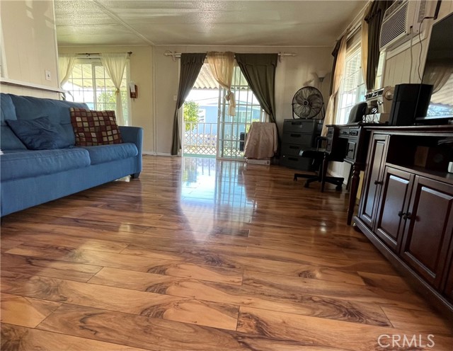 Detail Gallery Image 3 of 13 For 16707 Garfield Ave #1806,  Paramount,  CA 90723 - 2 Beds | 1 Baths