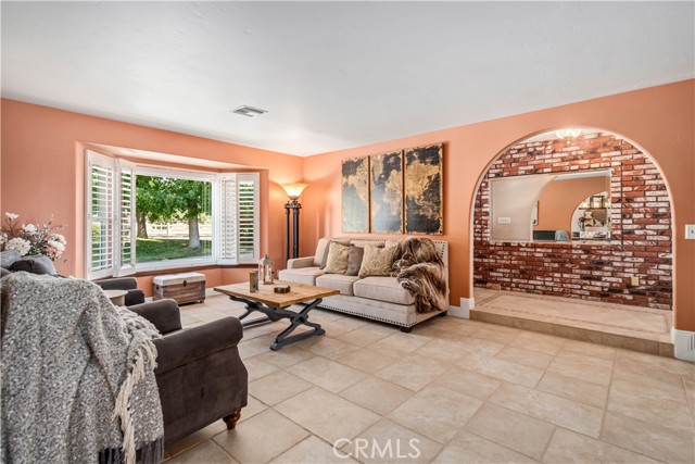 Detail Gallery Image 25 of 69 For 40809 20th St, Palmdale,  CA 93551 - 5 Beds | 2/1 Baths