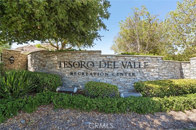 Detail Gallery Image 38 of 41 For 24274 Palo Verde Dr, Valencia,  CA 91354 - 5 Beds | 4/1 Baths