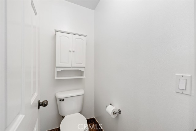 1072 Pan Ct., Thousand Oaks CA: https://media.crmls.org/medias/1c6978ed-48ef-45ca-a2d7-6ef6171565b0.jpg