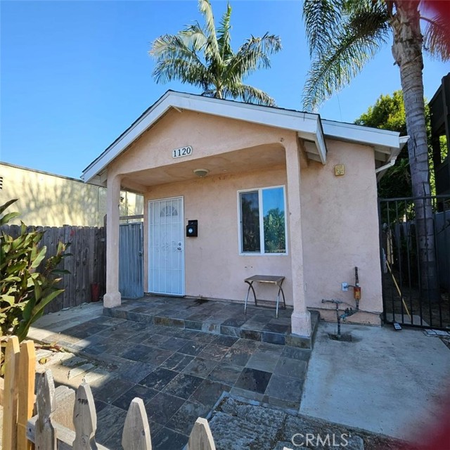 1120 E South St, Long Beach, CA 90805