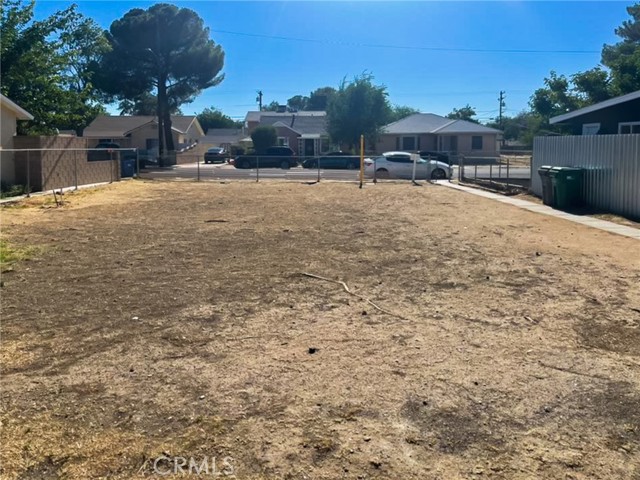 44630 Date Avenue, Lancaster CA: https://media.crmls.org/medias/1c69fb30-9d33-41f7-a101-a301cba27bb9.jpg