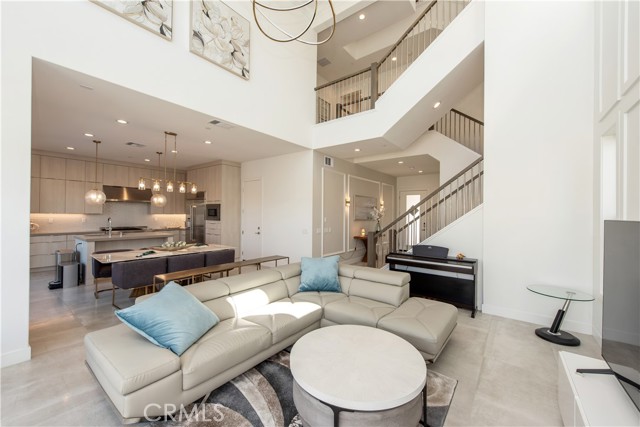 Detail Gallery Image 3 of 33 For 171 Hollyleaf, Lake Forest,  CA 92630 - 5 Beds | 5 Baths