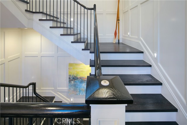 Detail Gallery Image 17 of 55 For 14 Beacon Bay, Newport Beach,  CA 92660 - 4 Beds | 4/1 Baths