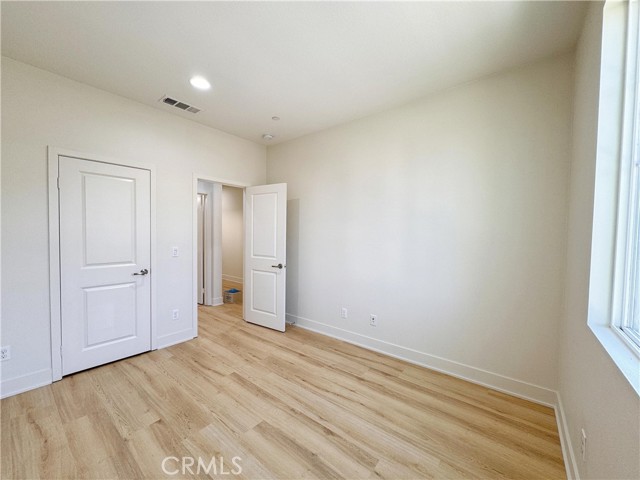 Detail Gallery Image 12 of 42 For 12827 Meridian St, Corona,  CA 92880 - 4 Beds | 3 Baths