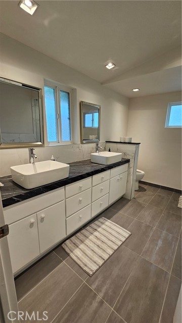 Detail Gallery Image 12 of 18 For 449 Paseo De La Playa, Redondo Beach,  CA 90277 - 4 Beds | 3 Baths