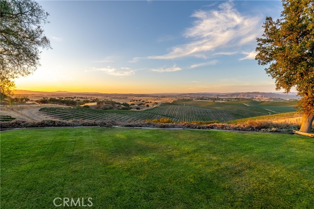 1825 Nygren Road, San Miguel CA: https://media.crmls.org/medias/1c6be45b-46ad-4b0b-9470-2379c46fd586.jpg