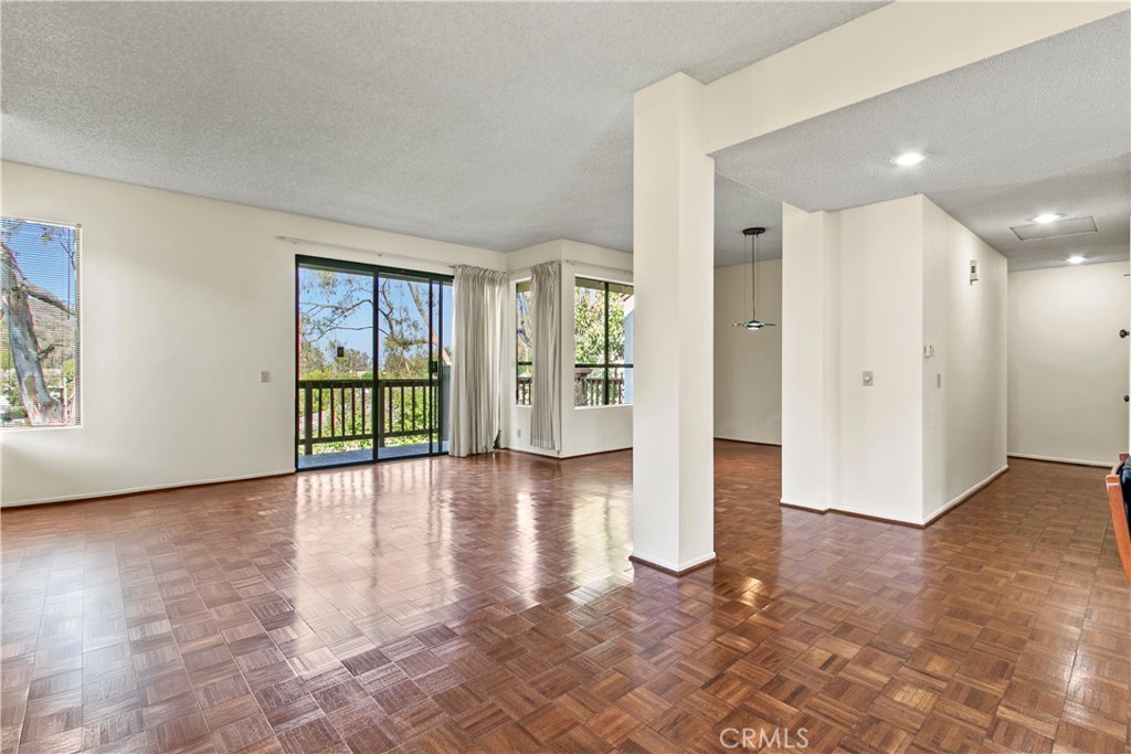 MLS #PW25260415 image #4