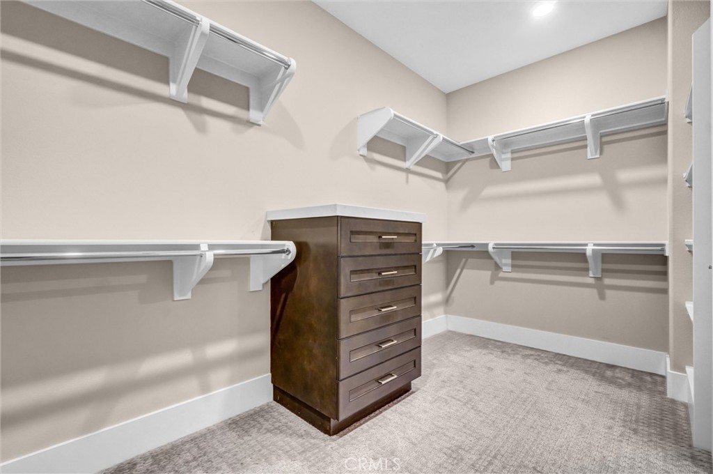 1c6ce4fd 498f 4929 B48d 8b3dcebe7f20