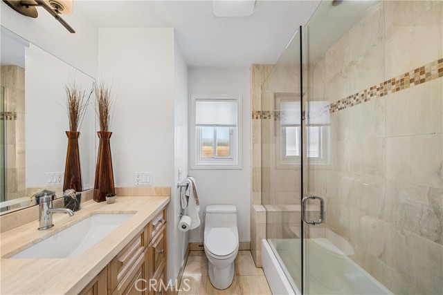 708 Main Street, Huntington Beach CA: https://media.crmls.org/medias/1c6eda91-0118-4f46-acff-7dc96d360feb.jpg