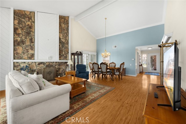 Detail Gallery Image 10 of 26 For 5890 via Santana, Yorba Linda,  CA 92887 - 3 Beds | 2 Baths