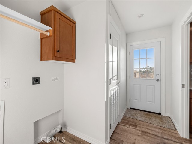 Detail Gallery Image 13 of 39 For 12526 Ponderosa Rd, Pinon Hills,  CA 92372 - 3 Beds | 2 Baths