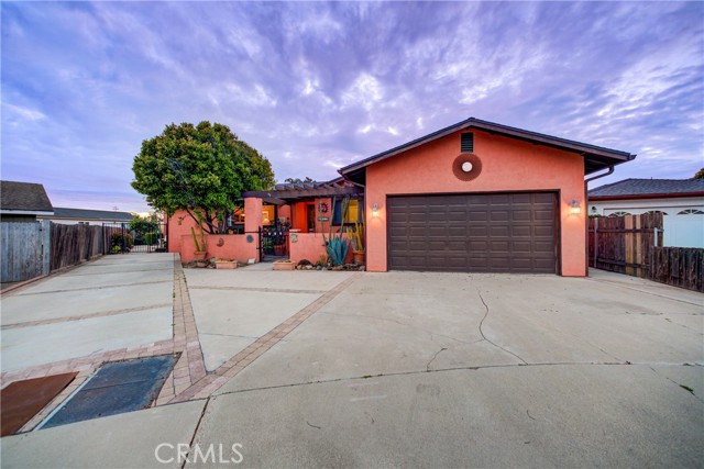 689 Woodland Drive, Arroyo Grande CA: https://media.crmls.org/medias/1c6fb6e0-3999-4b22-b108-1d67696aa643.jpg