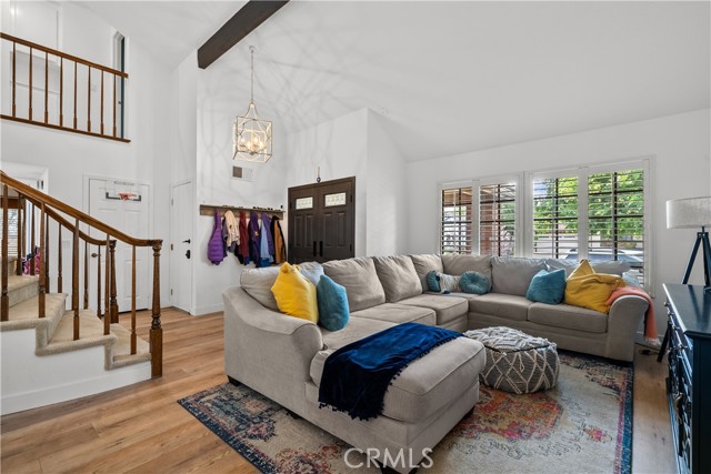 Detail Gallery Image 8 of 47 For 25842 Vaquero Ct, Valencia,  CA 91355 - 4 Beds | 3 Baths