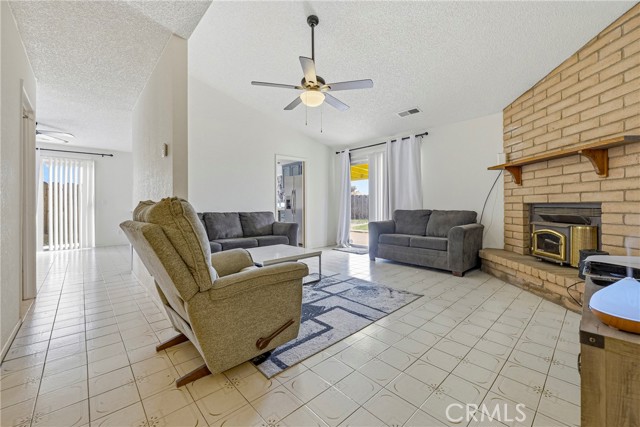 Detail Gallery Image 23 of 41 For 190 Manzanita Dr, Atwater,  CA 95301 - 3 Beds | 2 Baths