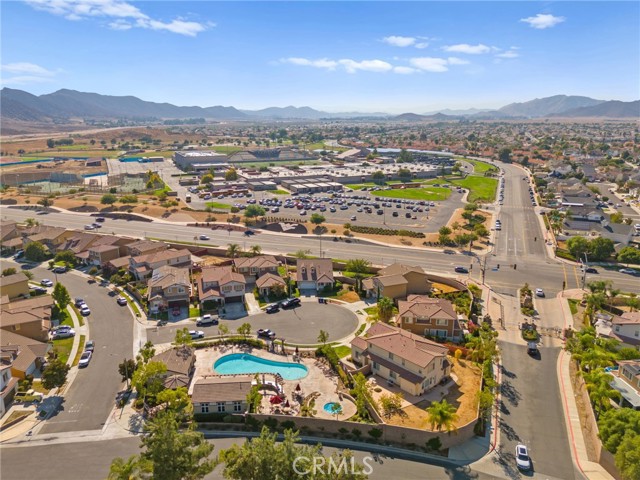 1829 Overland Court, Hemet CA: https://media.crmls.org/medias/1c70b5ff-7496-459f-b142-761e547c7d03.jpg