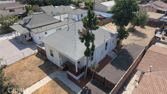 1231 Webster Street, Redlands CA: https://media.crmls.org/medias/1c7128bc-b12b-4277-a013-bf13111e8100.jpg