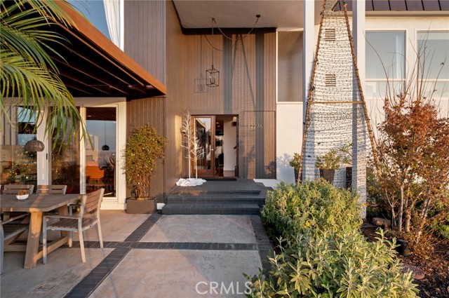 12276 Circula Panorama, North Tustin CA: https://media.crmls.org/medias/1c736ce4-2d10-44c6-bbce-04f4200b6fda.jpg