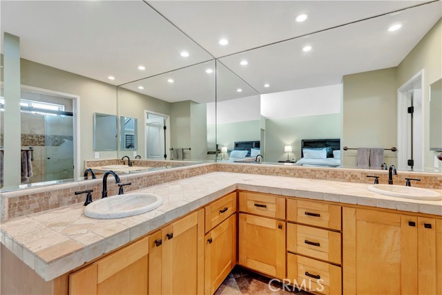 626 9th Street, Huntington Beach CA: https://media.crmls.org/medias/1c73b82a-67b3-4ddc-91c8-8081424d354a.jpg
