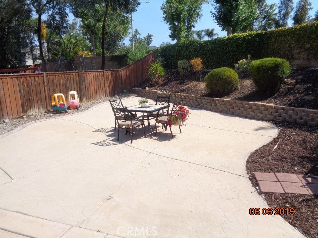 32501 Sprucewood Way, Lake Elsinore CA: https://media.crmls.org/medias/1c74300c-f402-4584-95ea-2a64b872b1c0.jpg