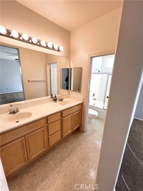 Detail Gallery Image 30 of 38 For 15371 Avenida De Portugal, Moreno Valley,  CA 92555 - 4 Beds | 2 Baths