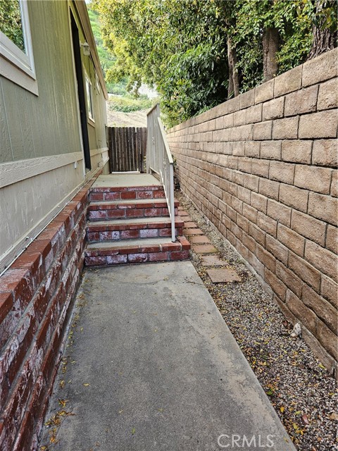 Detail Gallery Image 7 of 29 For 15455 Glenoaks Bld #498,  Sylmar,  CA 91342 - 2 Beds | 2 Baths