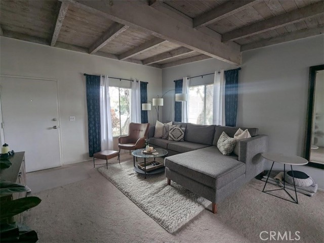 Detail Gallery Image 3 of 13 For 100 Clearbrook Ln #C,  Costa Mesa,  CA 92626 - 1 Beds | 1 Baths
