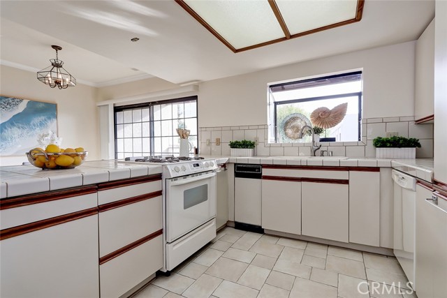 416 Avenue G, Redondo Beach, California 90277, 3 Bedrooms Bedrooms, ,2 BathroomsBathrooms,Residential,Sold,Avenue G,SB21205161