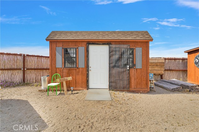 Detail Gallery Image 16 of 68 For 9180 Joshua Ave, Lucerne Valley,  CA 92356 - 4 Beds | 1/1 Baths