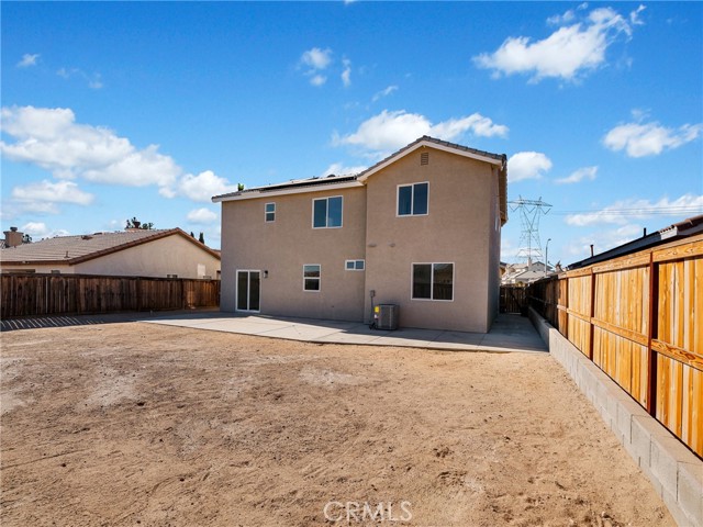 Detail Gallery Image 28 of 31 For 15564 Naples Ln, Victorville,  CA 92394 - 5 Beds | 3 Baths