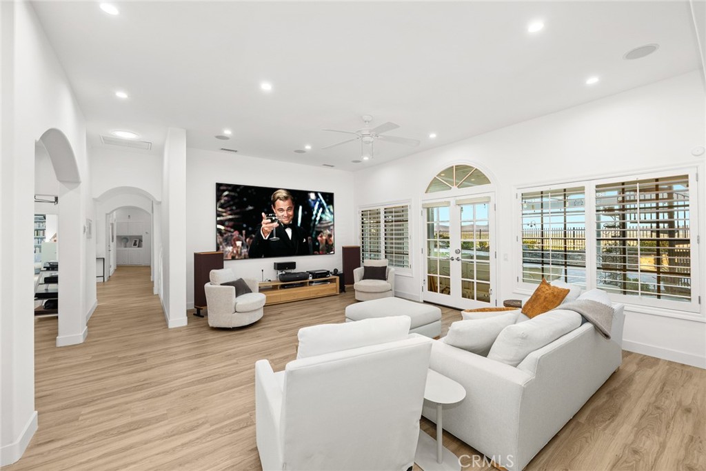 MLS #WS25257279 image #20