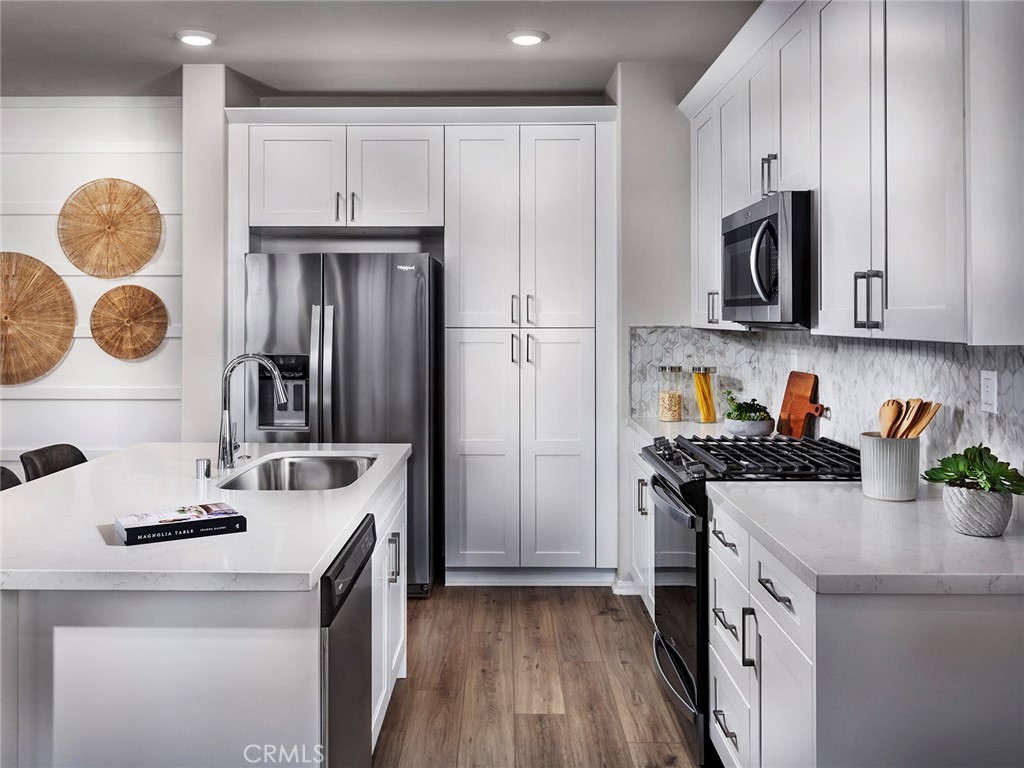 402 Lotus Drive - photo 6