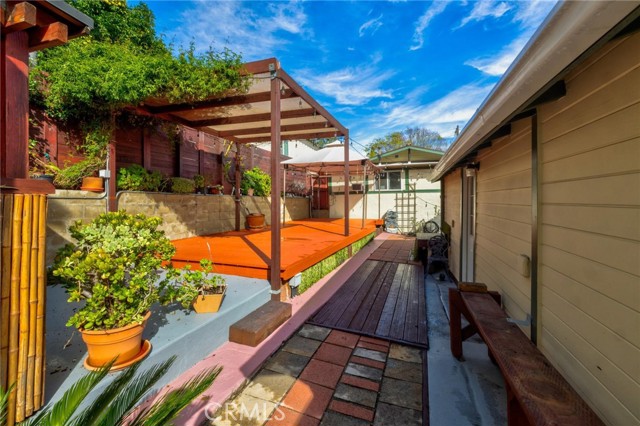 Detail Gallery Image 36 of 51 For 1616 Armitage, Los Angeles,  CA 90026 - 3 Beds | 2 Baths