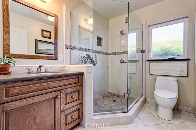 2210 Earle Court, Redondo Beach, California 90278, 3 Bedrooms Bedrooms, ,2 BathroomsBathrooms,Residential,Sold,Earle,SB22146136