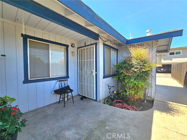 128 Park Street, Madera CA: https://media.crmls.org/medias/1c790819-e2a4-4e63-9542-2c03b8f74b2e.jpg