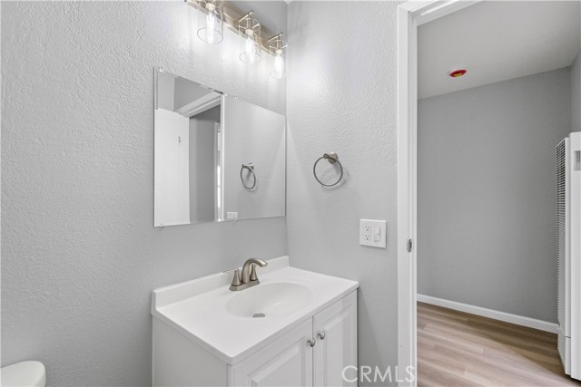 Photo #18: CRPW25168663 Listing: Photo #18