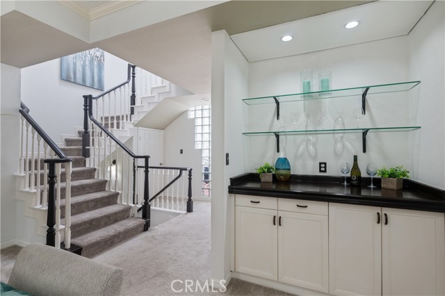 2006 Aviation Way, Redondo Beach CA: https://media.crmls.org/medias/1c79bbfa-86f1-4a90-97c6-78a734cd7b22.jpg
