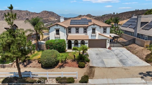 239 Cross Rail Lane, Norco CA: https://media.crmls.org/medias/1c7a07e5-d4c0-49e4-b8d9-e6b05c014479.jpg