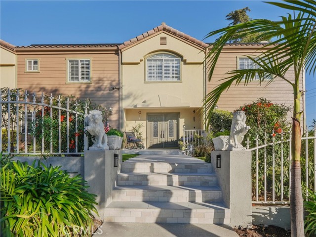 Detail Gallery Image 2 of 59 For 99 W Grandview Ave, Sierra Madre,  CA 91024 - 5 Beds | 4 Baths