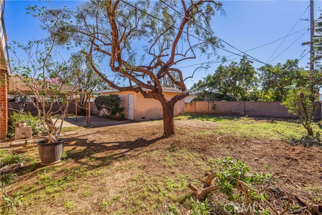 Detail Gallery Image 9 of 39 For 2420 W Grivey, Anaheim,  CA 92804 - 3 Beds | 2 Baths