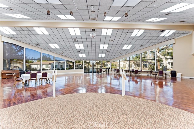 Detail Gallery Image 56 of 68 For 2544 Park Lake, Santa Ana,  CA 92705 - 2 Beds | 2 Baths