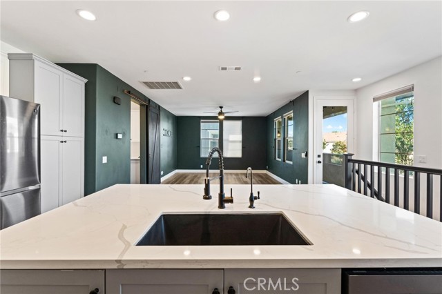 Detail Gallery Image 11 of 29 For 147 Jaripol Cir, Rancho Mission Viejo,  CA 92694 - 2 Beds | 2/1 Baths