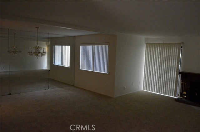 Detail Gallery Image 7 of 31 For 1111 S Coast Dr #18,  Costa Mesa,  CA 92626 - 2 Beds | 2 Baths