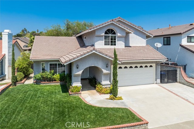 Detail Gallery Image 1 of 42 For 28735 Citrus Pl, Saugus,  CA 91390 - 4 Beds | 3 Baths