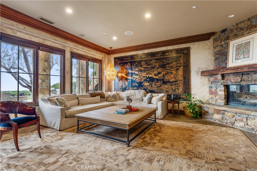 MLS #NP25278615 image #10