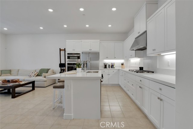 Detail Gallery Image 15 of 20 For 145 Sash, Irvine,  CA 92618 - 1 Beds | 1 Baths